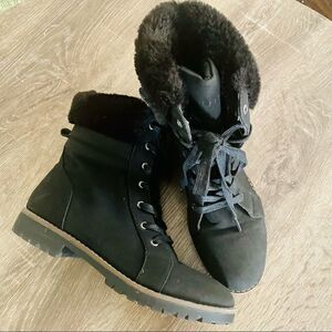 Nautica Womens Sandon Fur boots. Black sz 8.5